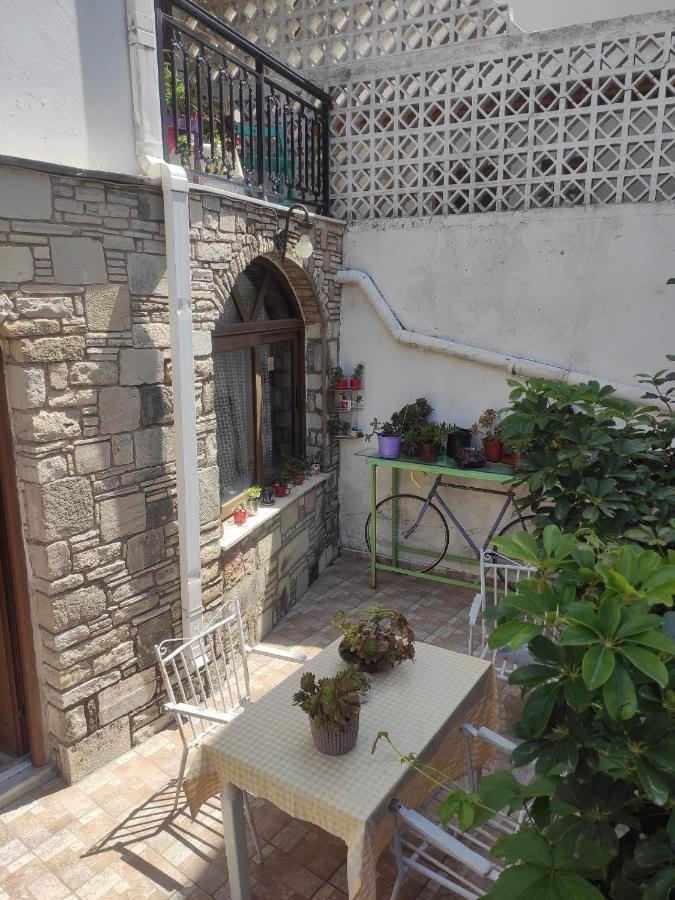 Samos - Kokkari - Eirini'S Studios Экстерьер фото