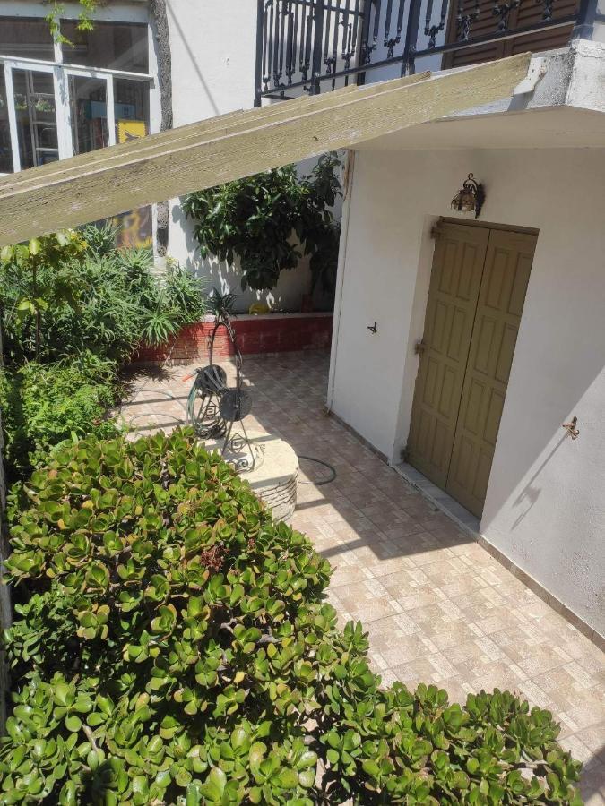 Samos - Kokkari - Eirini'S Studios Экстерьер фото