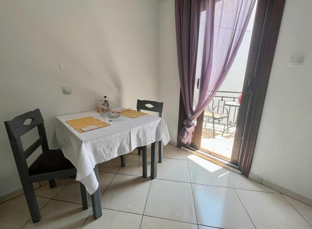Samos - Kokkari - Eirini'S Studios Экстерьер фото
